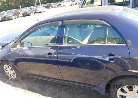 2013 Toyota Corolla L z USA, uszkodzony, nr VIN 2T1BU4EE5DC944364